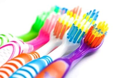 Manual Toothbrush, or Electric Toothbrush? That is the Question…